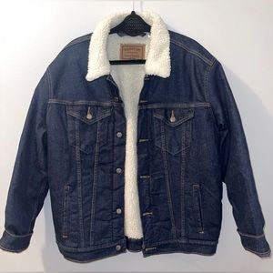 Signature Levi’s Jean Jacket, Sherpa Lined